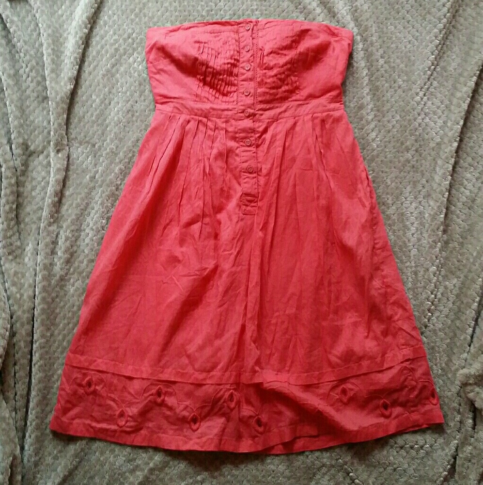 Super cute boutique strapless dress